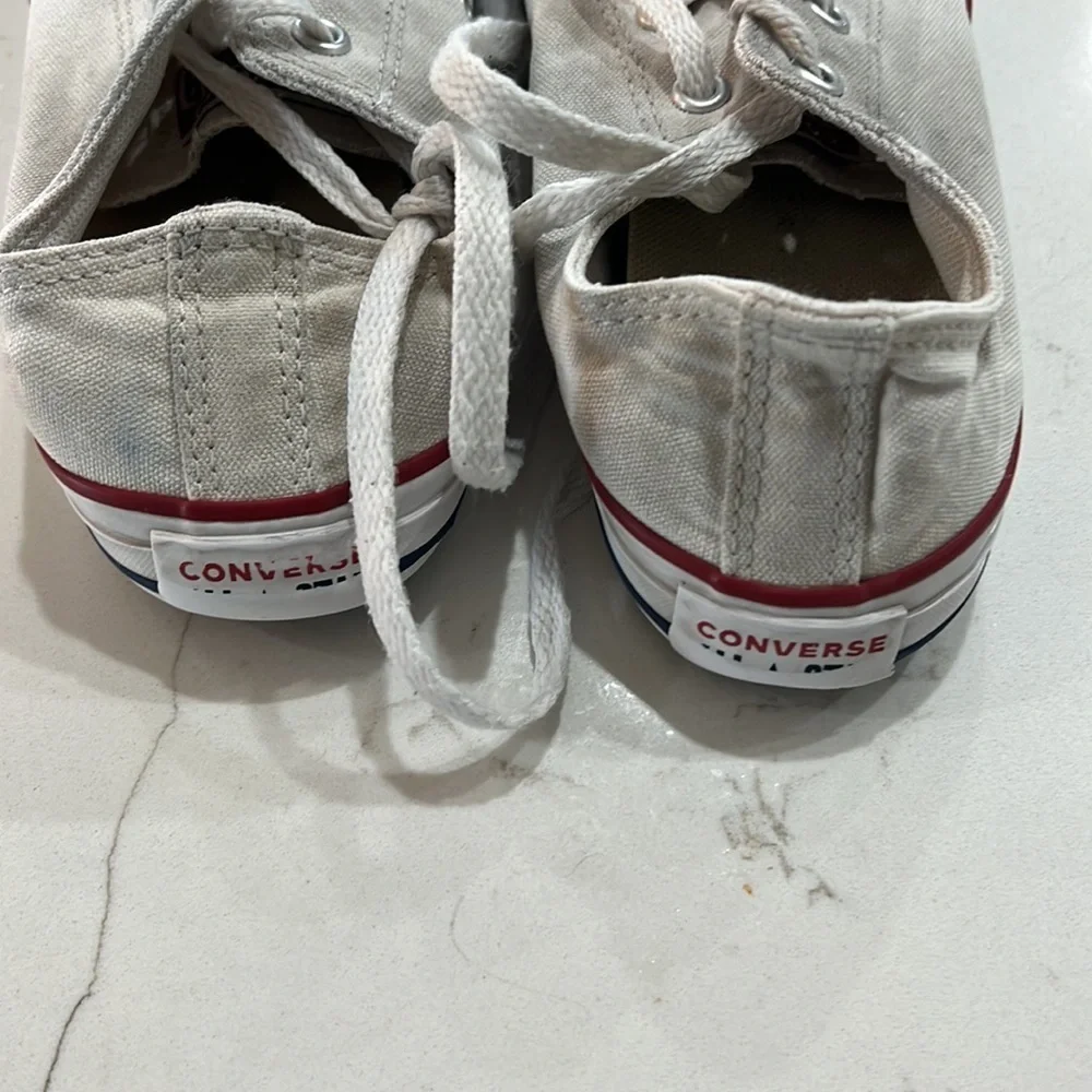 Converse good preowned